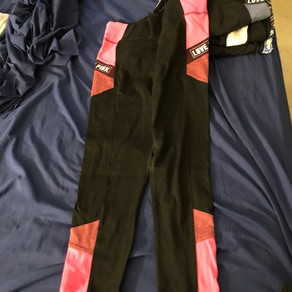 Pink leggings - Picture 2 of 3